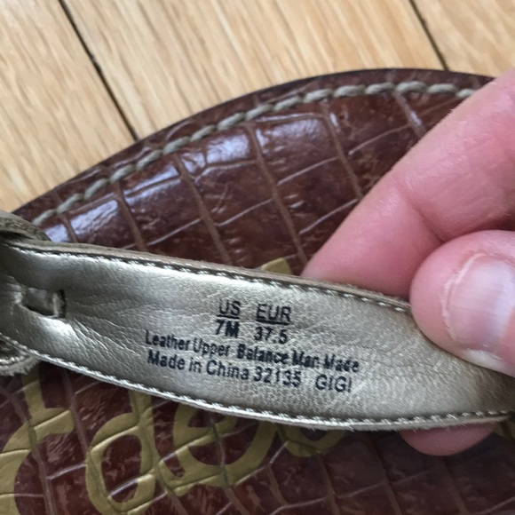 Sam Edelman t-strap sandals - Picture 5 of 6